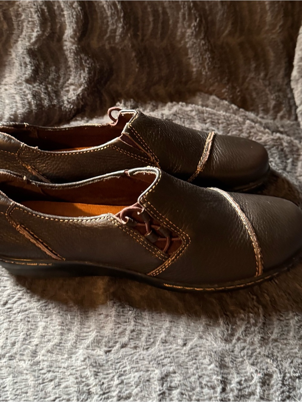 Clarks Women's Brown Leather Slip-On Loafers
